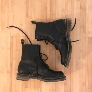 Womens Dr. Martens 1460 8-Eye Boot